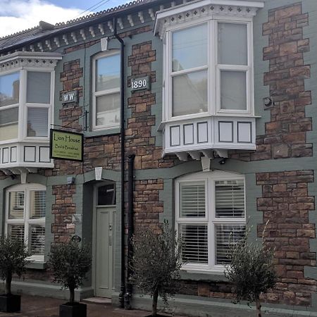 Lion House Bed & Breakfast With Restaurant Combe Martin Exterior photo